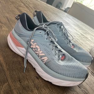 HOKA ONE ONE BONDI 7 shoes